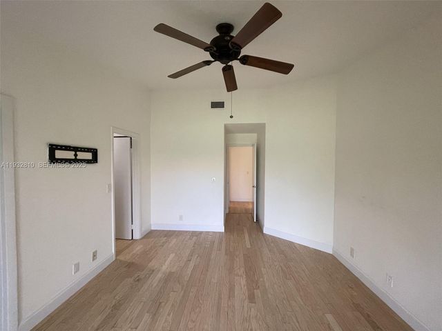 16606 Greens Edge Cir 87, Weston, FL 33326