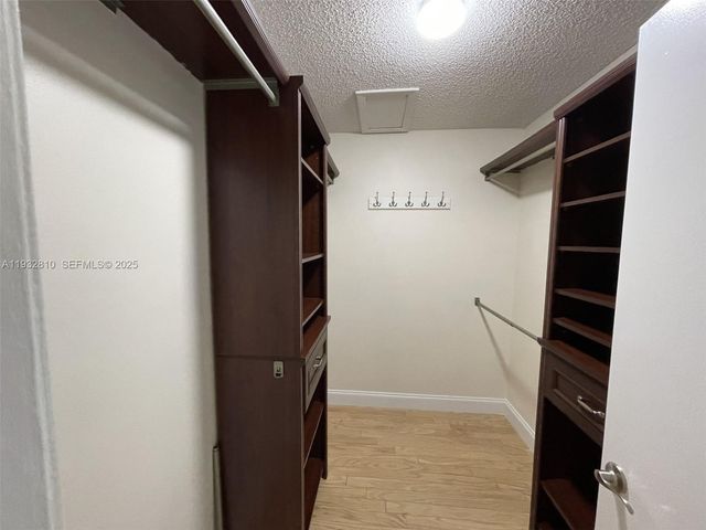 16606 Greens Edge Cir 87, Weston, FL 33326