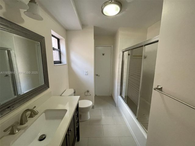 16606 Greens Edge Cir 87, Weston, FL 33326