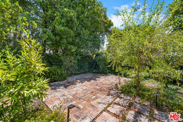 1922 S Euclid Avenue, San Marino, CA 91108