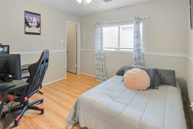 16114 Arborlea Drive, Friendswood, TX 77546