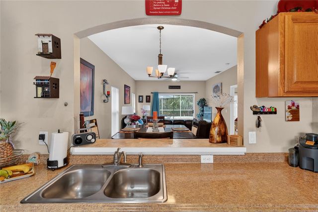 13230 MEADOWFIELD DR, Orlando, FL 32824