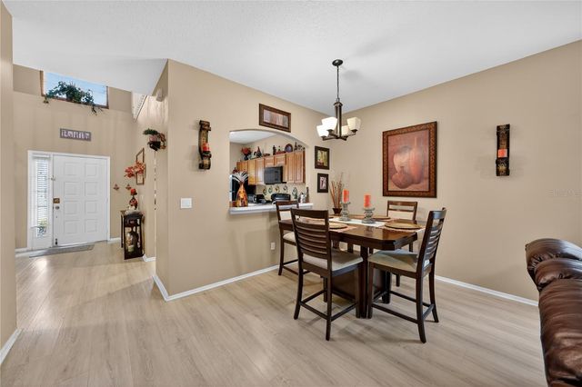 13230 MEADOWFIELD DR, Orlando, FL 32824