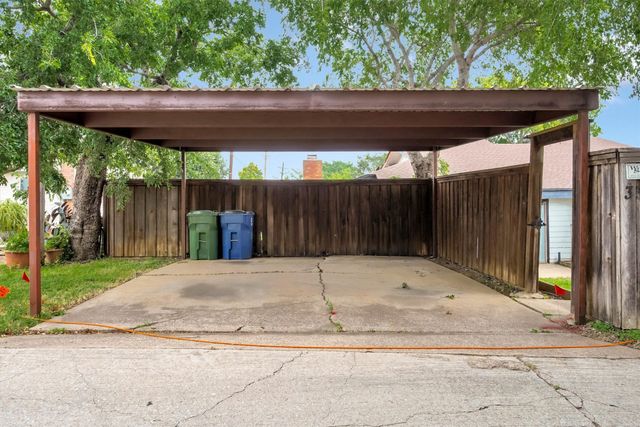 332 W Corporate Drive, Lewisville, TX 75067