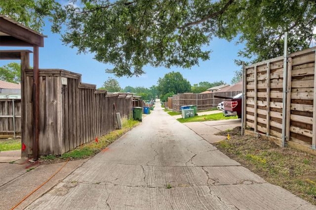 332 W Corporate Drive, Lewisville, TX 75067