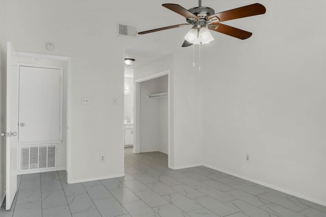 332 W Corporate Drive, Lewisville, TX 75067