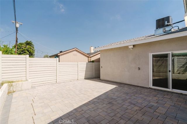 10405 N Ruffner Avenue, Granada Hills, CA 91344