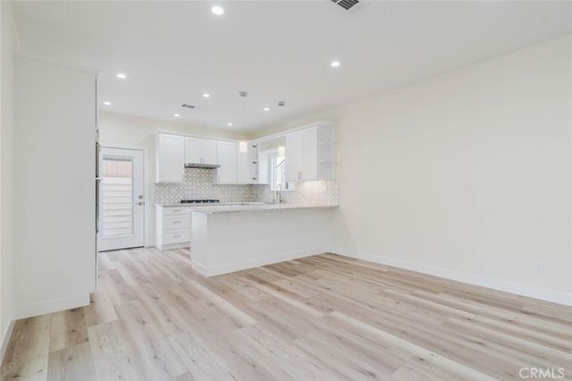 10405 N Ruffner Avenue, Granada Hills, CA 91344