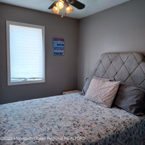 2100 S Bayview Avenue, Seaside Park, NJ 08752