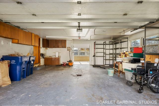 13 W Monterey Avenue, Schaumburg, IL 60193