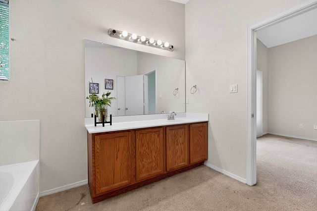 2516 Mountain Gate Lane SW, Albuquerque, NM 87121