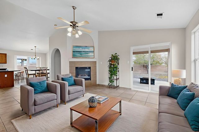 2516 Mountain Gate Lane SW, Albuquerque, NM 87121