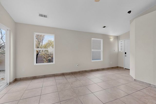 2516 Mountain Gate Lane SW, Albuquerque, NM 87121