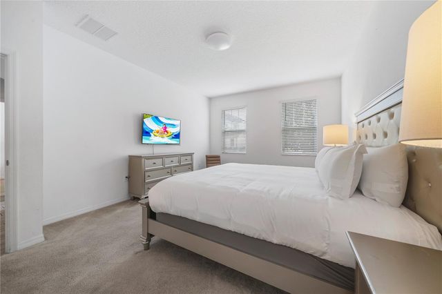 7009 OAKWOOD STREET, Davenport, FL 33837