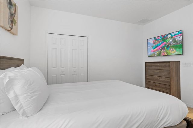 7009 OAKWOOD STREET, Davenport, FL 33837