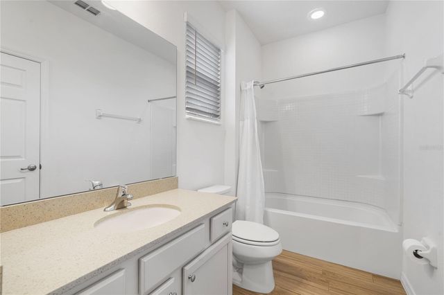 7009 OAKWOOD STREET, Davenport, FL 33837