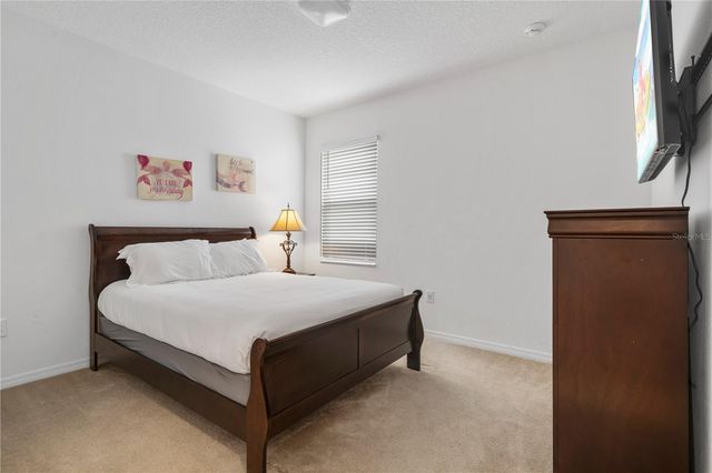 7009 OAKWOOD STREET, Davenport, FL 33837