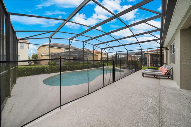 7009 OAKWOOD STREET, Davenport, FL 33837