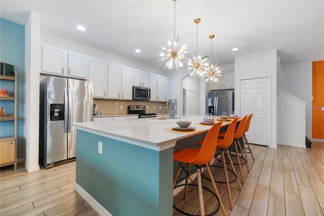 7009 OAKWOOD STREET, Davenport, FL 33837