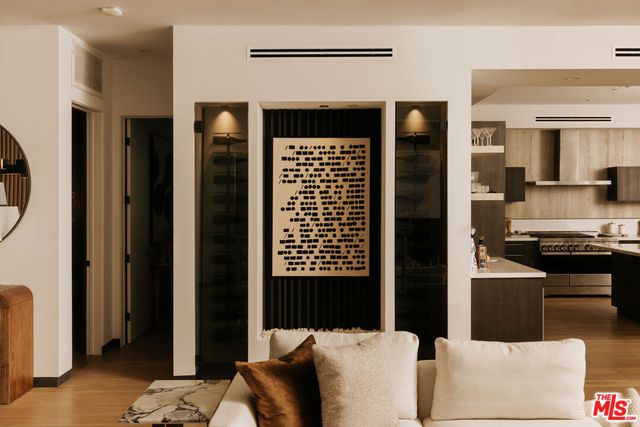 4329 Agnes Avenue, Studio City, CA 91604