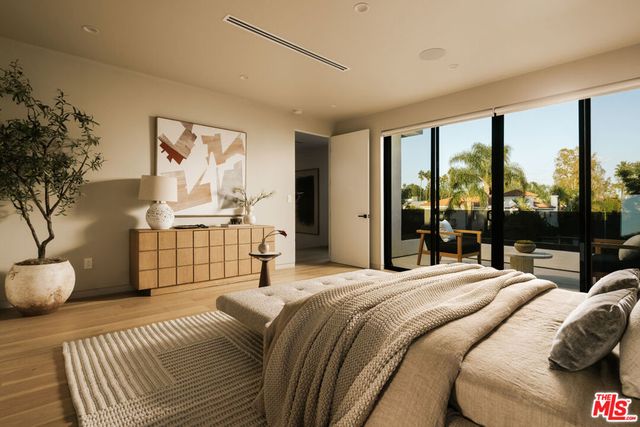 4329 Agnes Avenue, Studio City, CA 91604