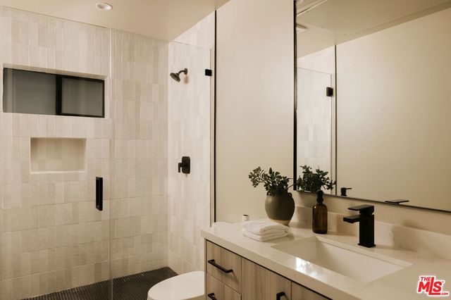 4329 Agnes Avenue, Studio City, CA 91604