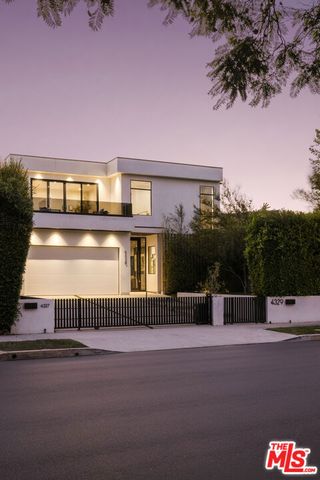 4329 Agnes Avenue, Studio City, CA 91604