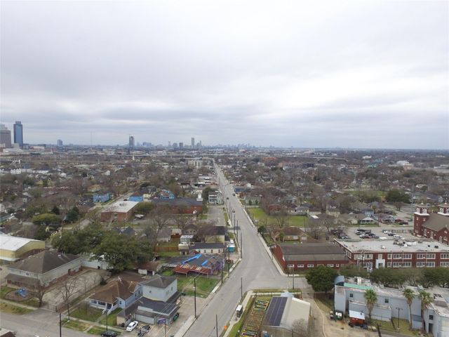 1903 Chapman Street, Houston, TX 77009