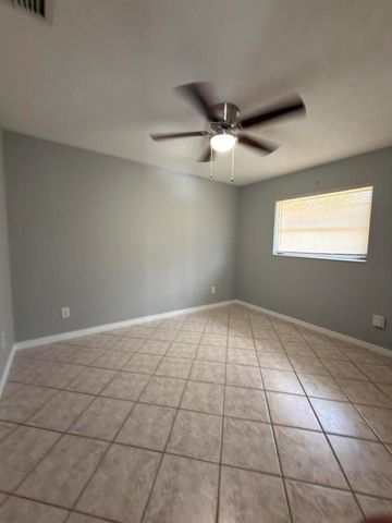 1217 SE Nancy Lane, Port St. Lucie, FL 34983