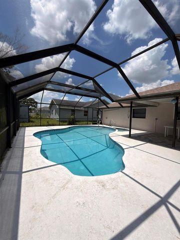 1217 SE Nancy Lane, Port St. Lucie, FL 34983