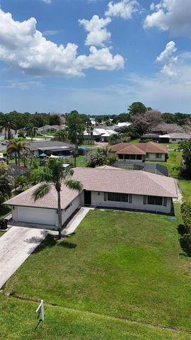 1217 SE Nancy Lane, Port St. Lucie, FL 34983