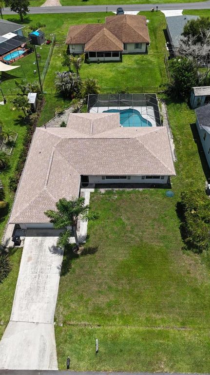 1217 SE Nancy Lane, Port St. Lucie, FL 34983
