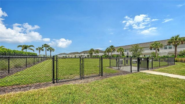 3039 NOVARA LANE, Bradenton, FL 34211