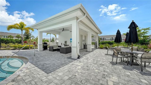 3039 NOVARA LANE, Bradenton, FL 34211