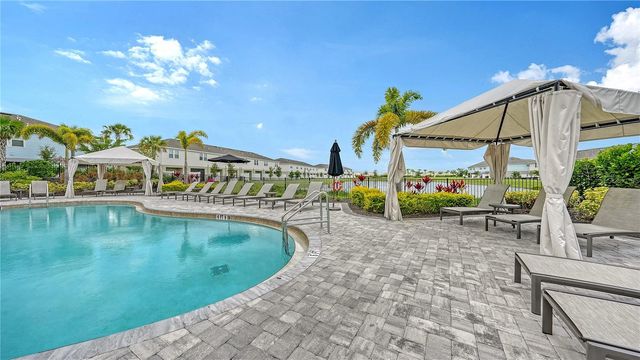 3039 NOVARA LANE, Bradenton, FL 34211