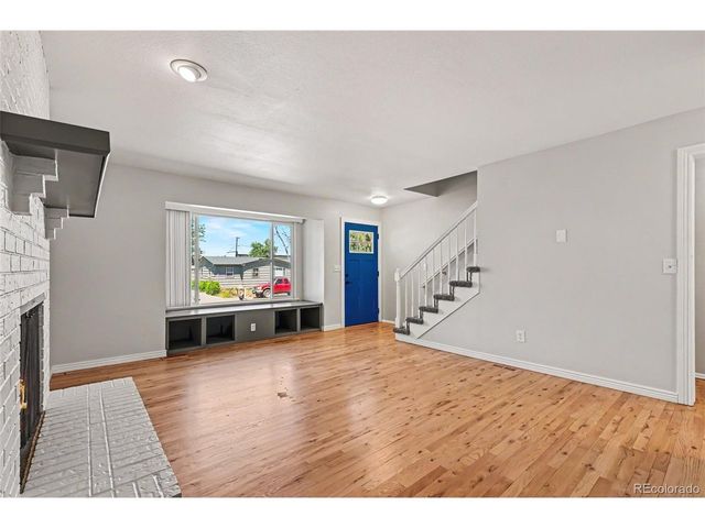 3848 S Inca St, Englewood, CO 80110