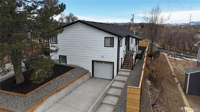 1057 Meade Street, Denver, CO 80204