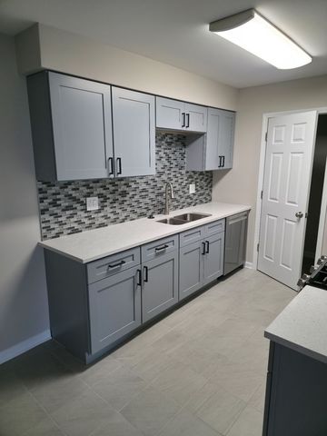 412 E Bailey Road 104, Naperville, IL 60565