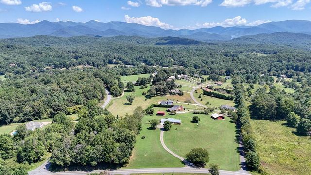 1274 Owltown Road, Blairsville, GA 30512