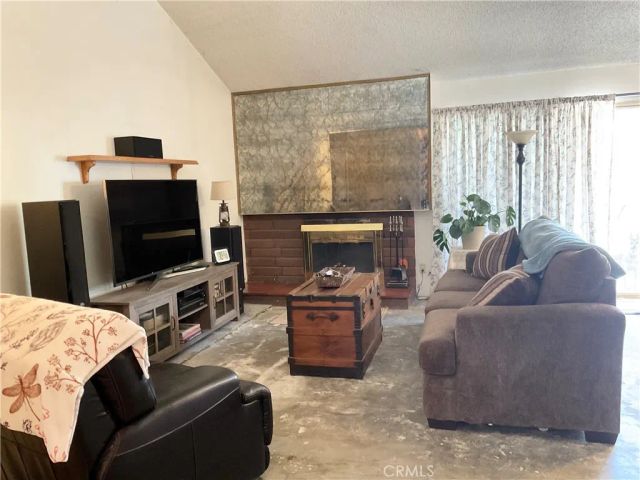 3617 Pumalo, Highland, CA 92346