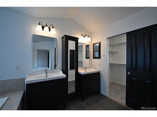 11863 E 118th Pl, Commerce City, CO 80640