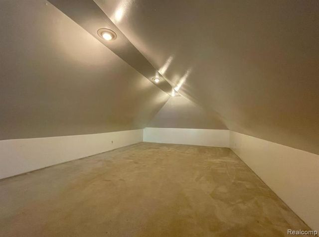 37917 Plymouth Road, Livonia, MI 48150