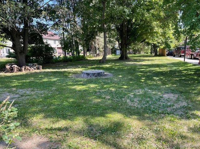 37917 Plymouth Road, Livonia, MI 48150