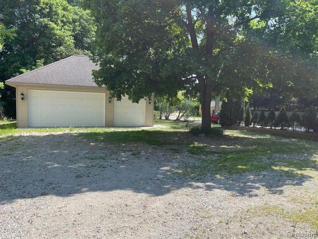 37917 Plymouth Road, Livonia, MI 48150