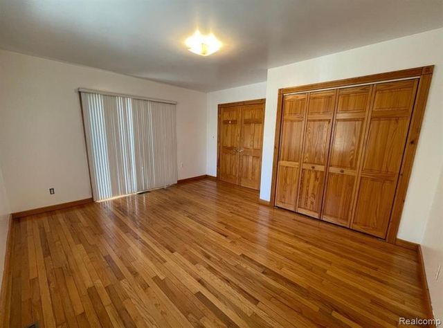 37917 Plymouth Road, Livonia, MI 48150