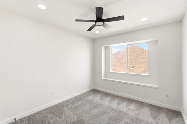 208 W Glen Meadow Drive, Red Oak, TX 75154