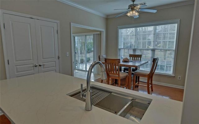 6213 Azalea Way, Hoschton, GA 30548