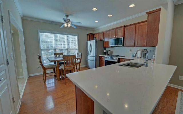 6213 Azalea Way, Hoschton, GA 30548