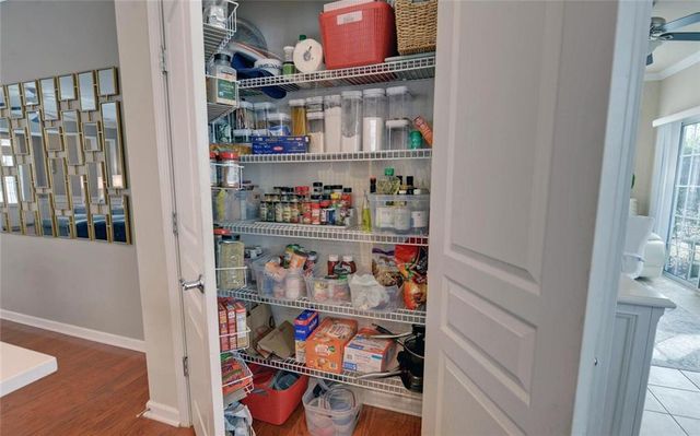 6213 Azalea Way, Hoschton, GA 30548