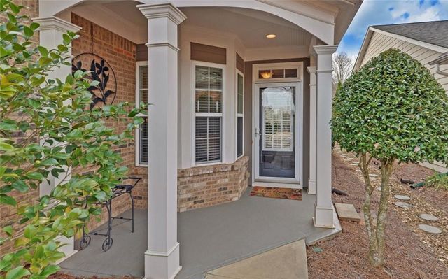 6213 Azalea Way, Hoschton, GA 30548